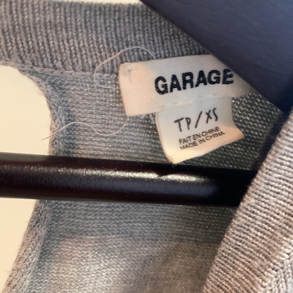 Open back sweater - Picture 2 of 3